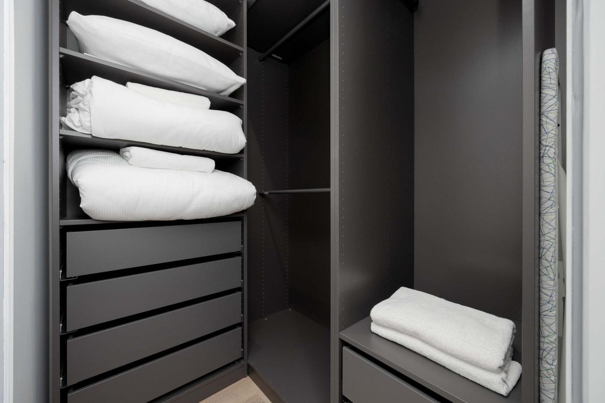 Apartment Sarmacka Wilanow With Parking, Sauna & Gym By Noclegi Renters Warszawa Eksteriør billede